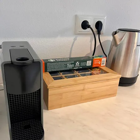 Vakantiehuis Wohnglueck Frisches & Gemuetliches Design Mit Bbq, Garten & Arbeitsplatz